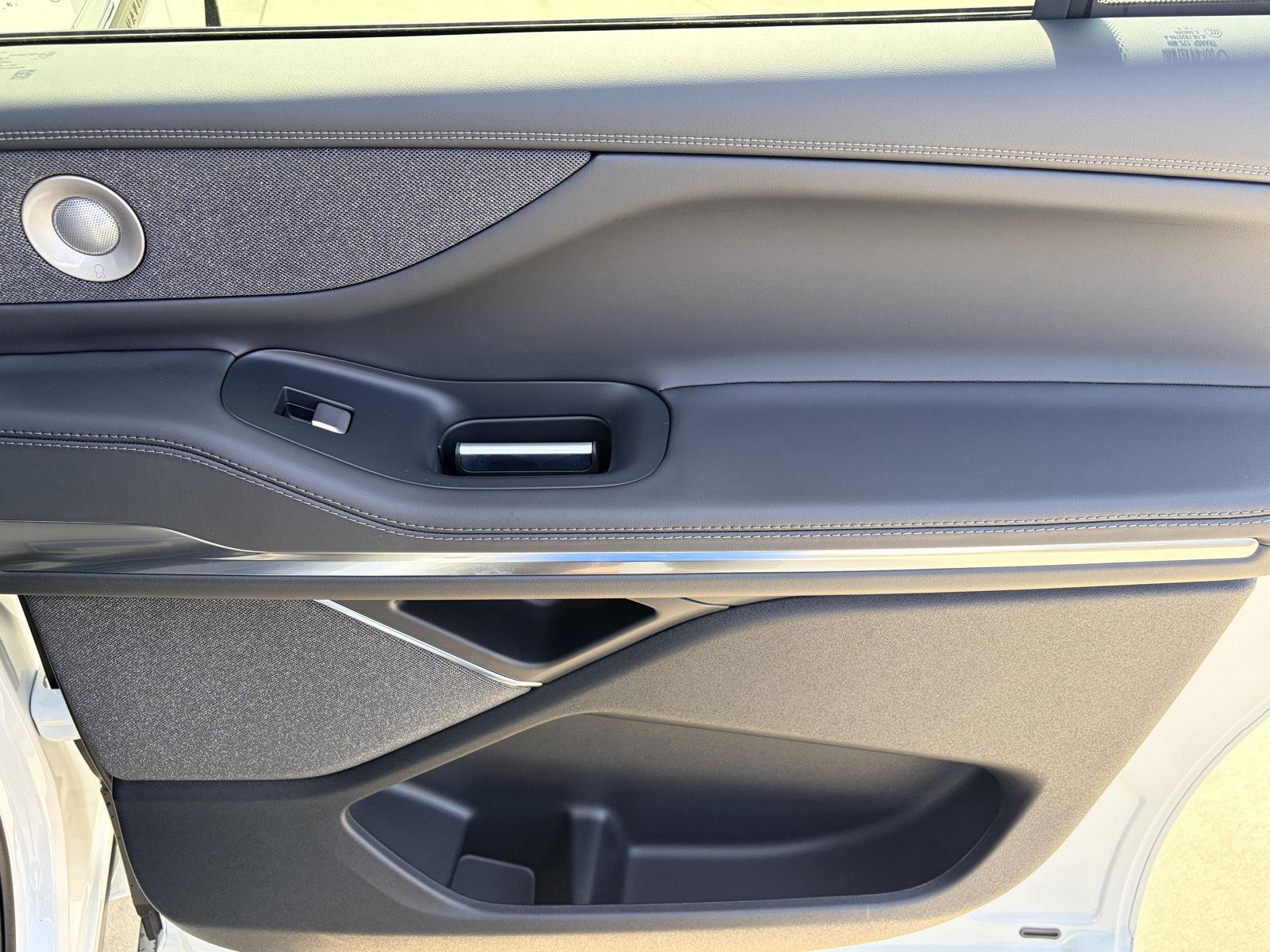 2027 Lincoln Navigator Reserve L - Photo 40