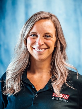 Staff member TAYLEIGH WINNETT from dd43c5b72953
