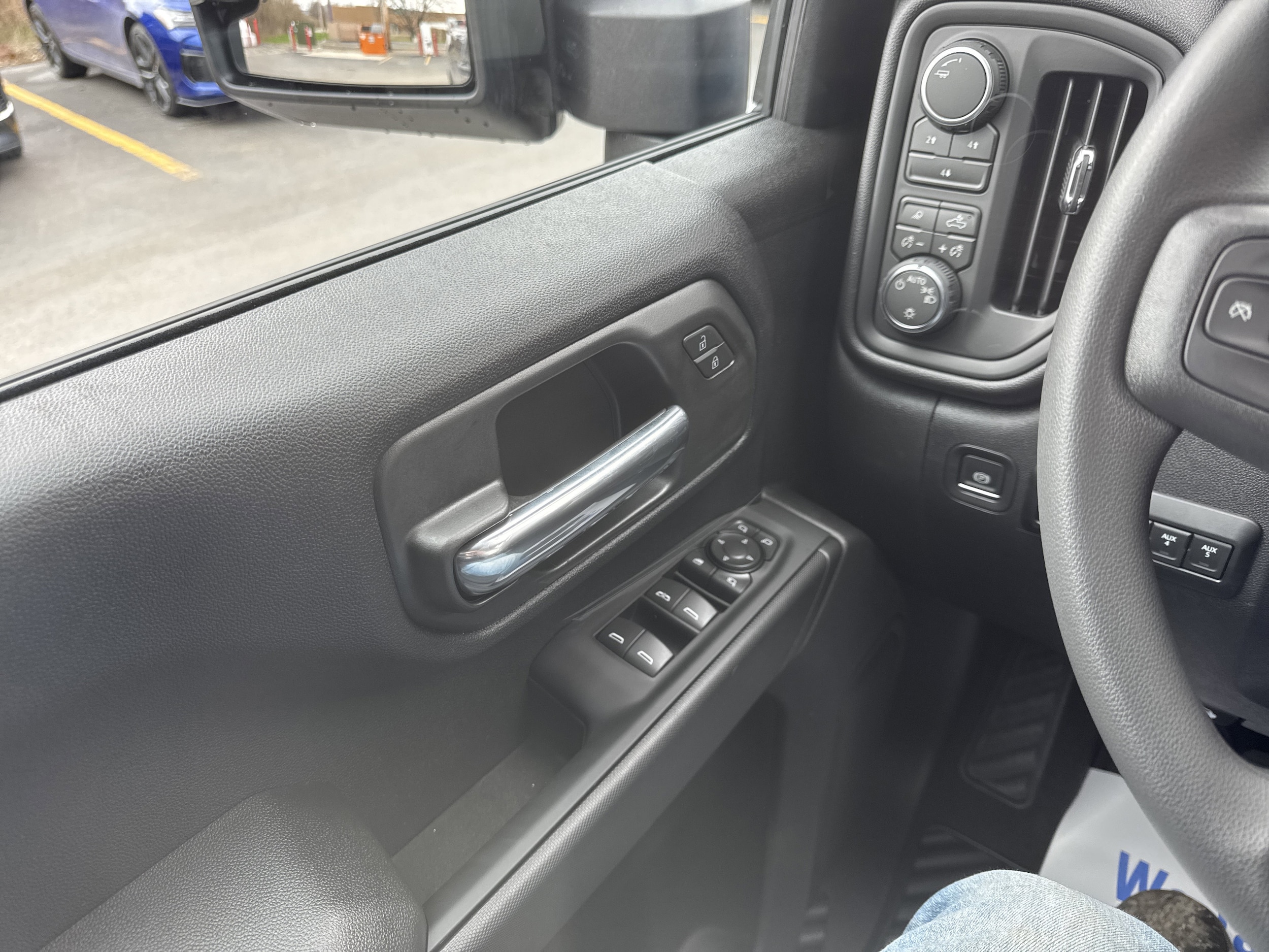 2026 Chevrolet Silverado 2500 HD Custom - Photo 13
