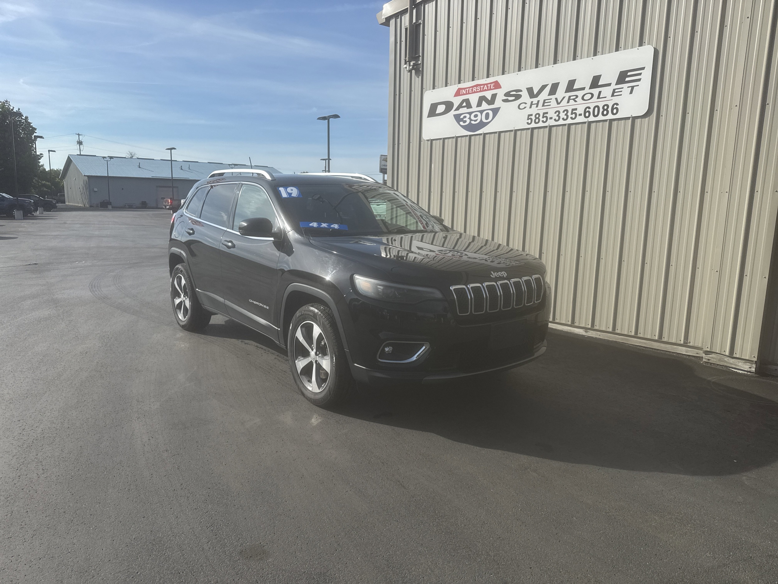 2019 Jeep Cherokee Limited 4X4's photo