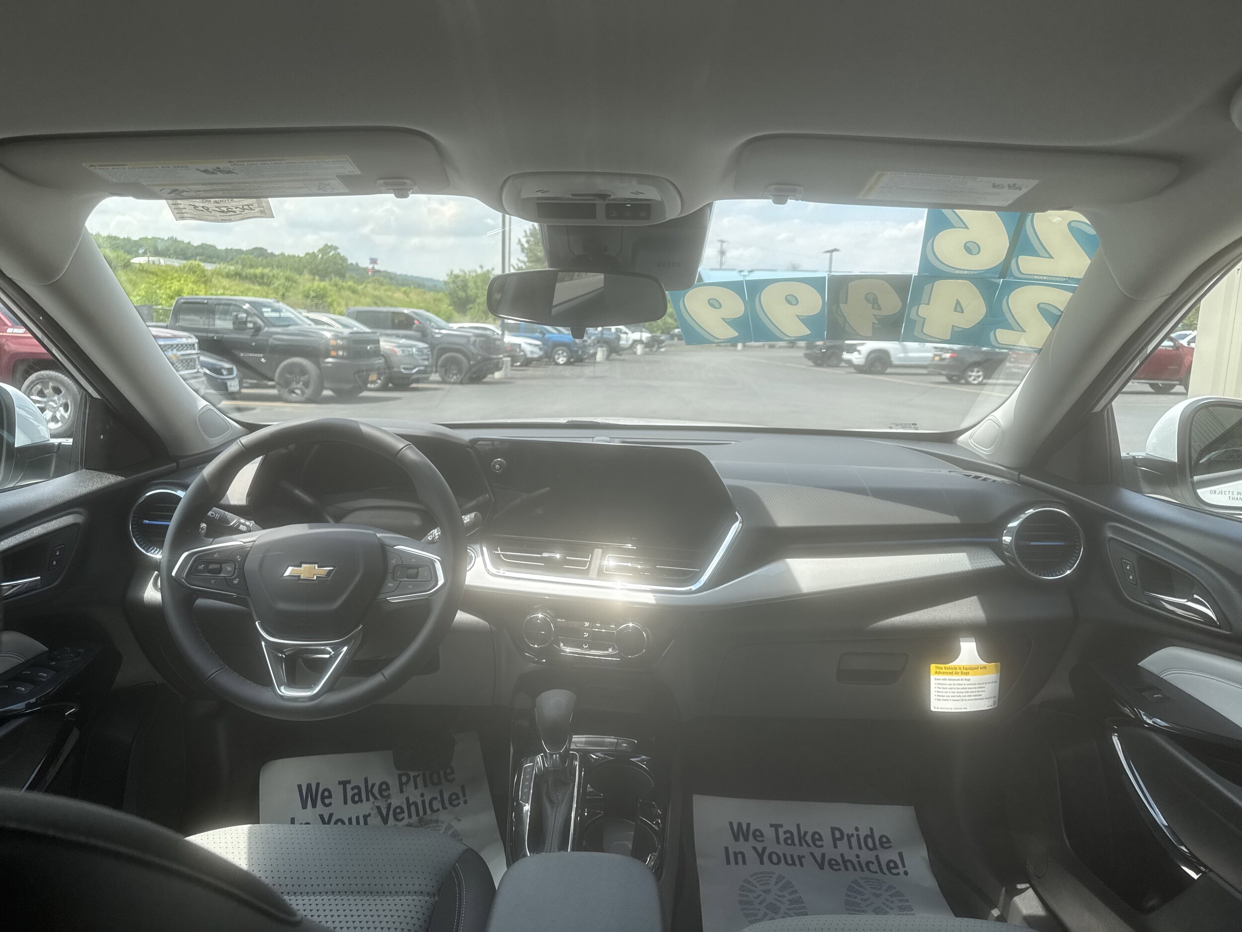 2026 Chevrolet Trax LT - Photo 8