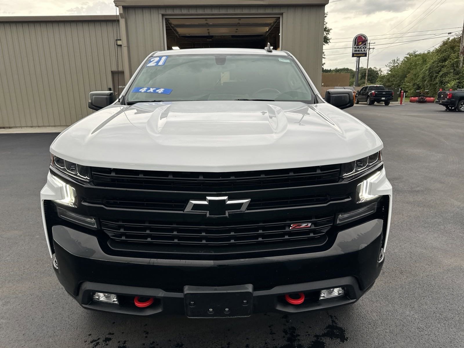 Used 2021 Chevrolet Silverado 1500 LT Trail Boss with VIN 3GCPYFED5MG440948 for sale in Dansville, NY