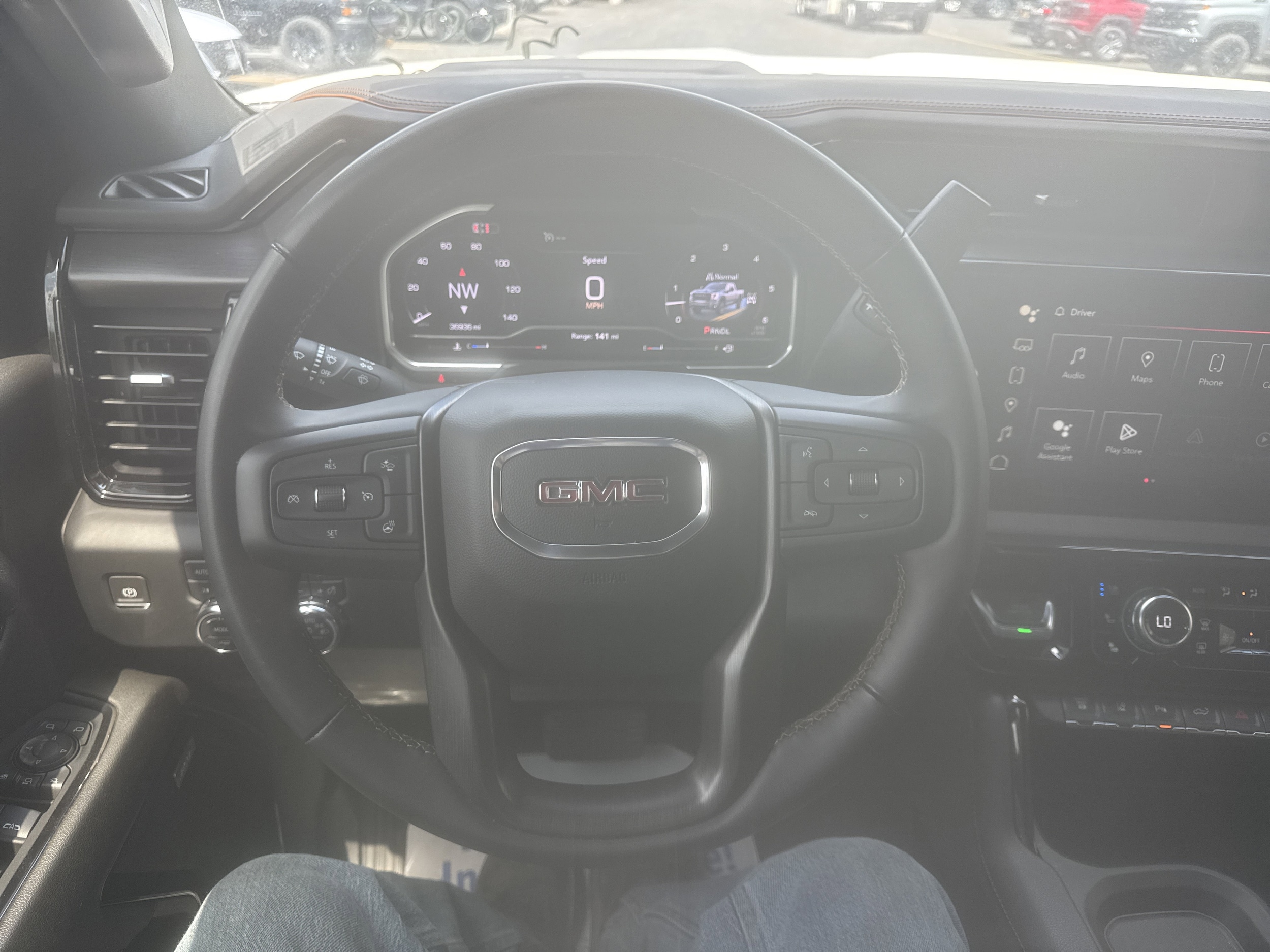 2024 GMC Sierra 2500HD AT4 - Photo 10