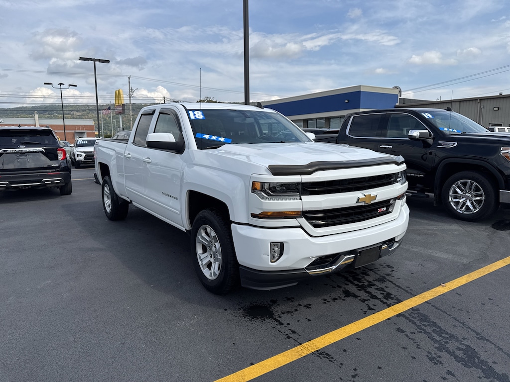 Used 2018 Chevrolet Silverado 1500 LT 4WD Double Cab 143.5 LT w/2LT