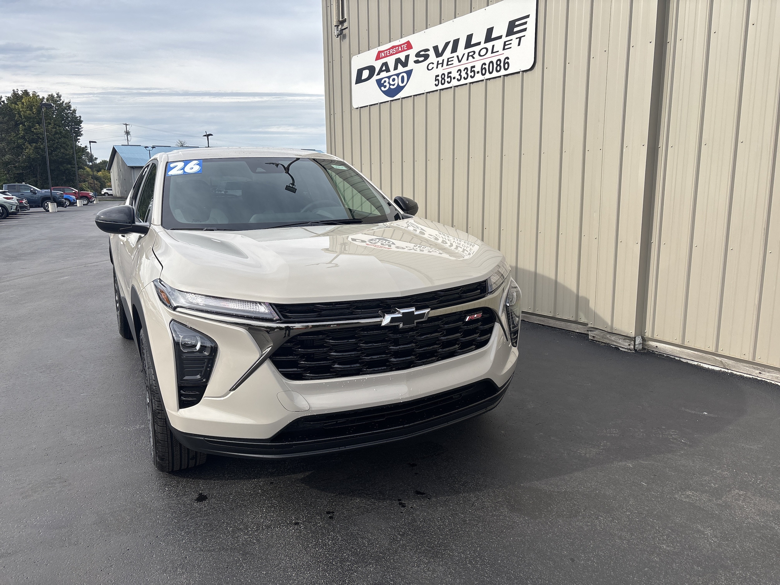 2026 Chevrolet Trax RS - Photo 2