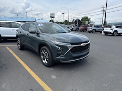 2025 Chevrolet Trax LT SUV