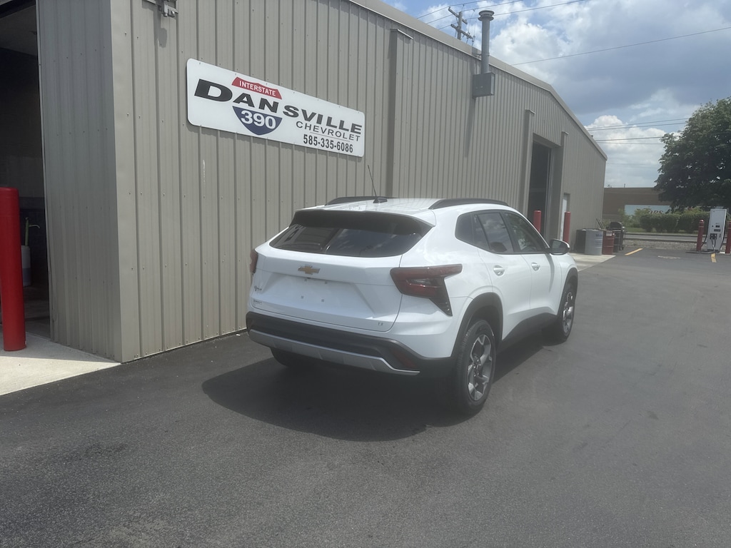 New 2026 Chevrolet Trax LT SUV