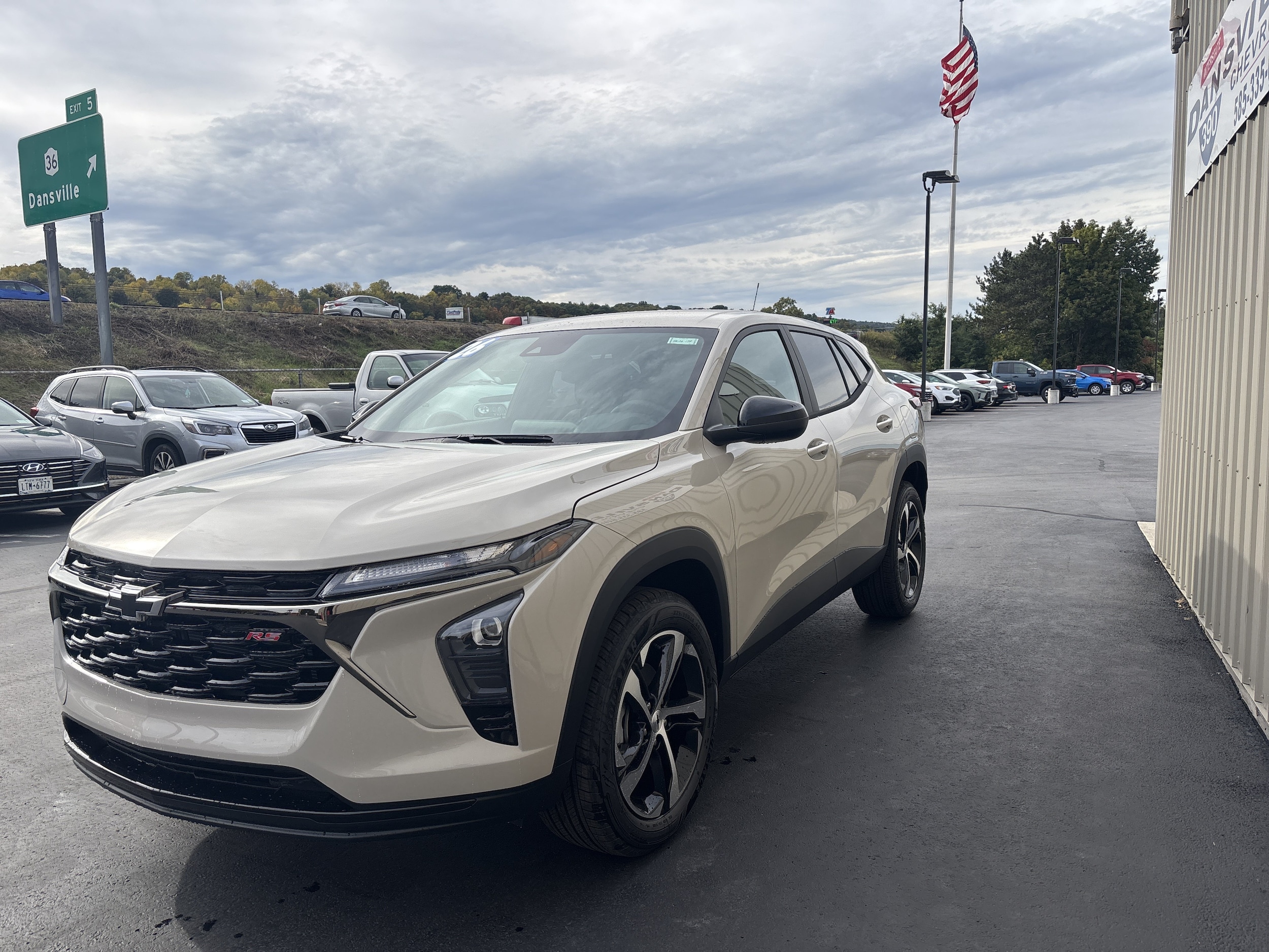 2026 Chevrolet Trax RS - Photo 8