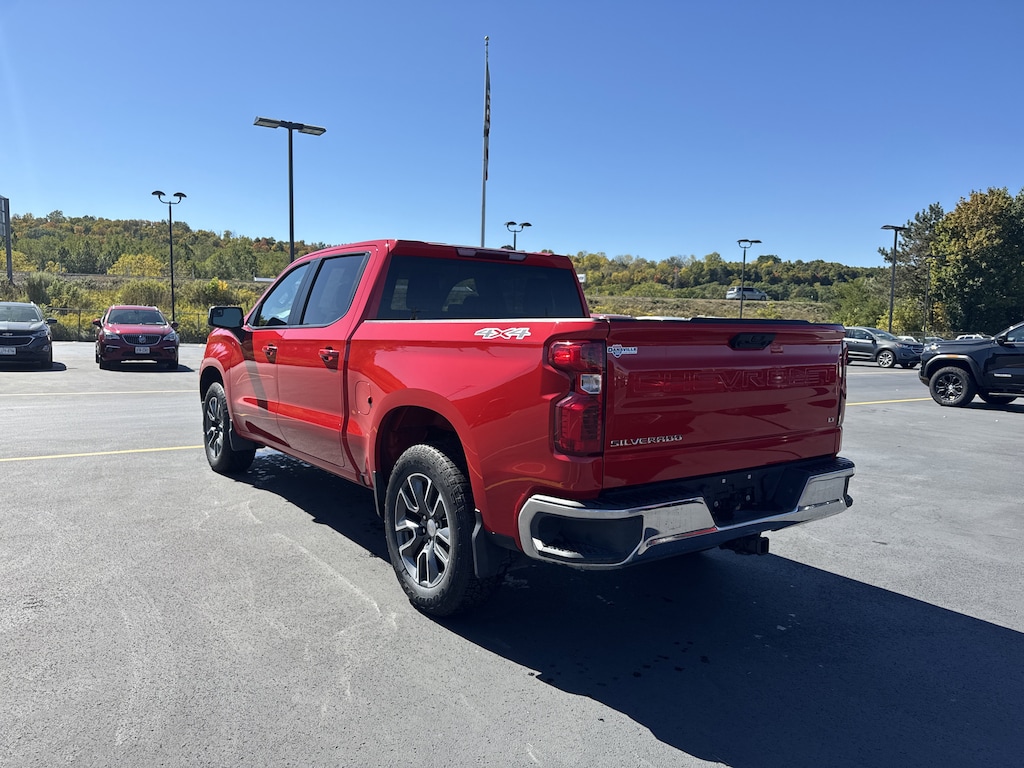 Used 2024 Chevrolet Silverado 1500 LT 4WD Crew Cab 147 LT w/2FL