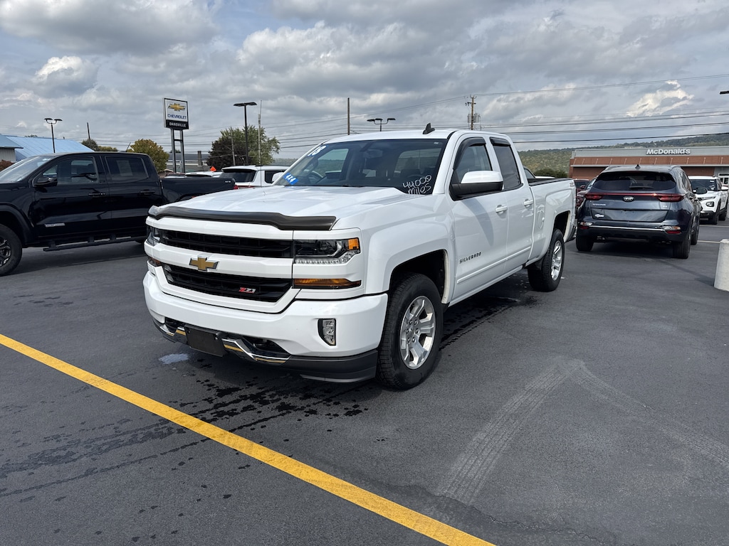Used 2018 Chevrolet Silverado 1500 LT 4WD Double Cab 143.5 LT w/2LT