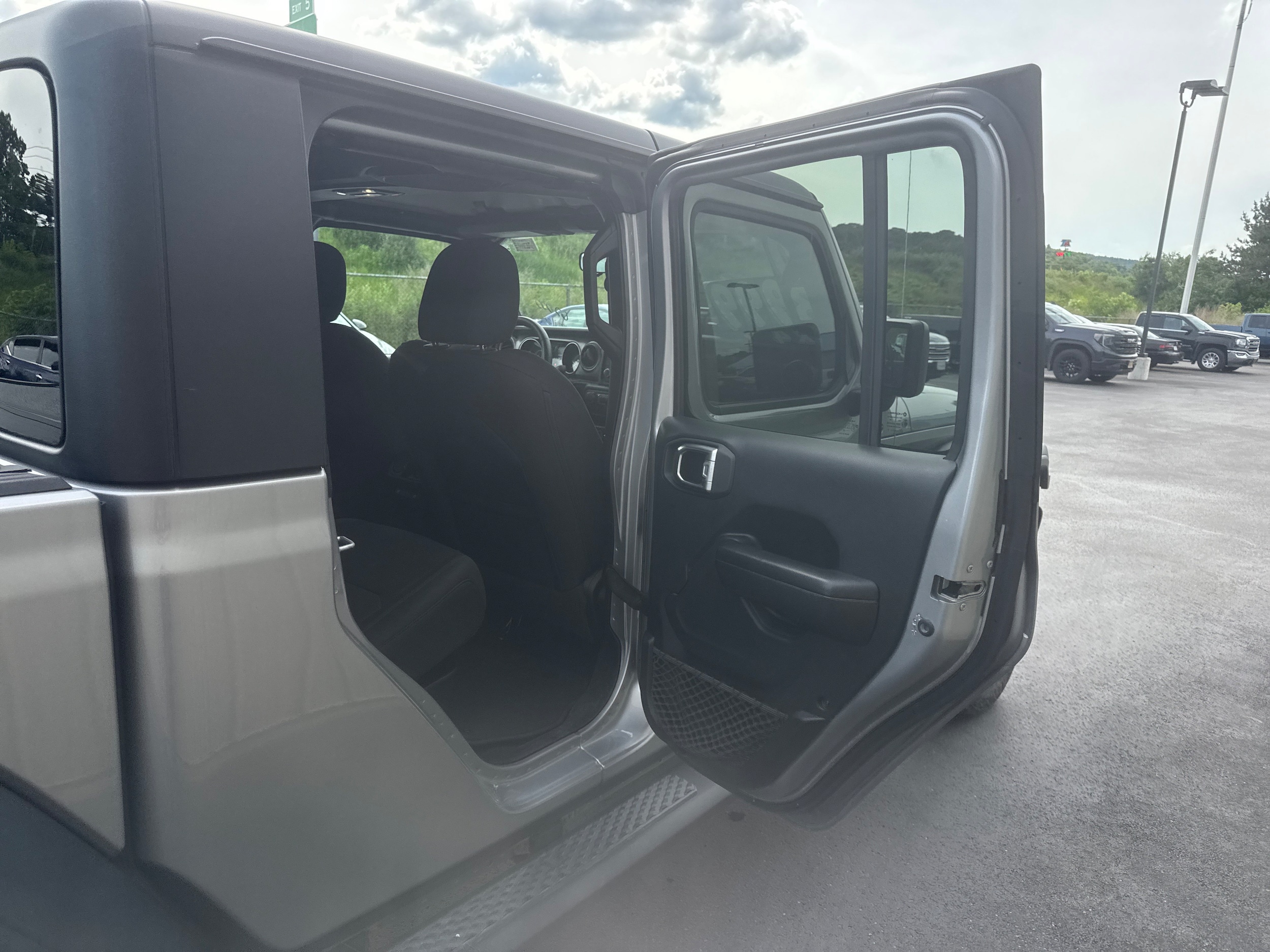 2020 Jeep Gladiator Sport S - Photo 7