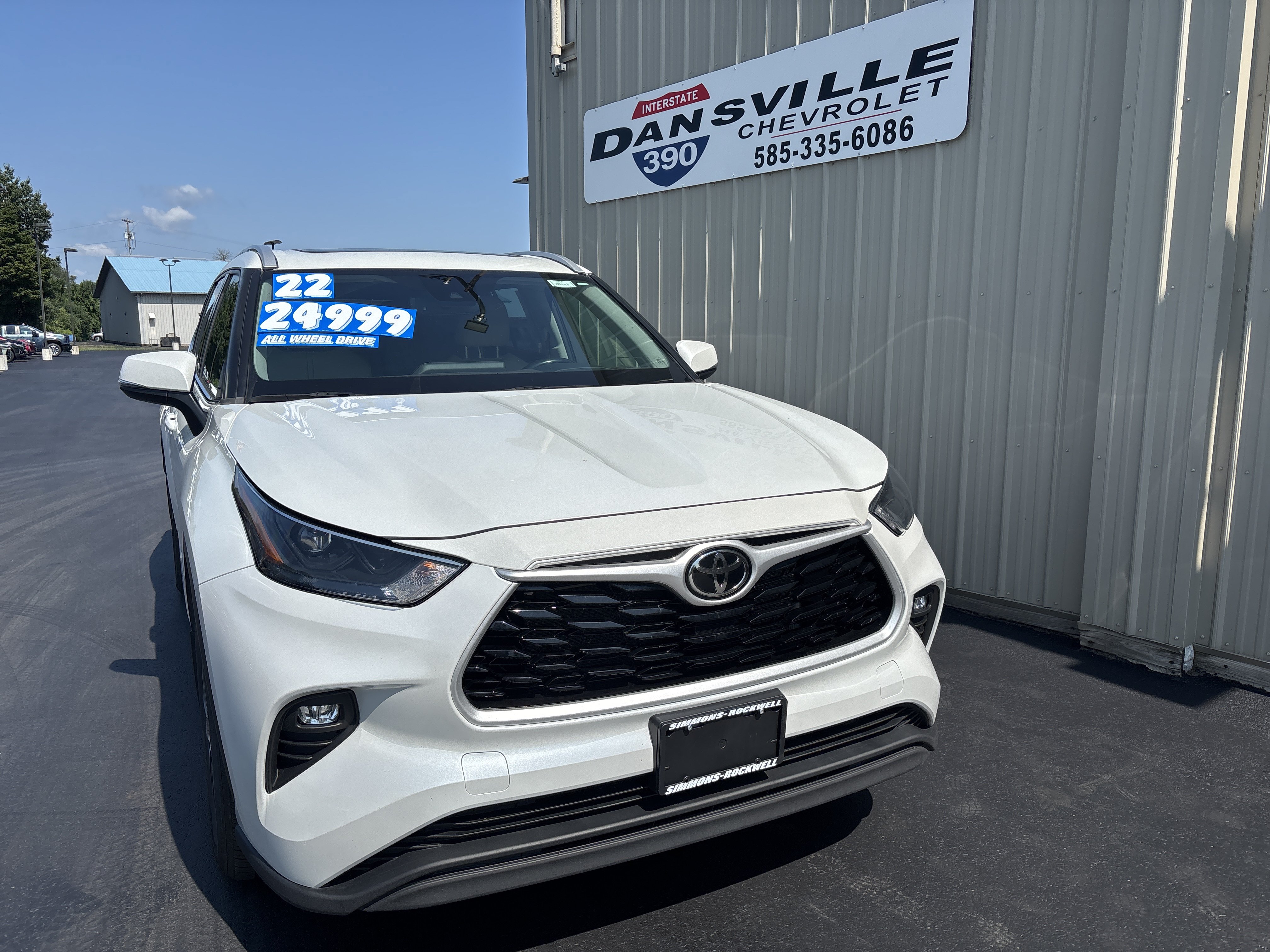 2022 Toyota Highlander XLE XLE AWD