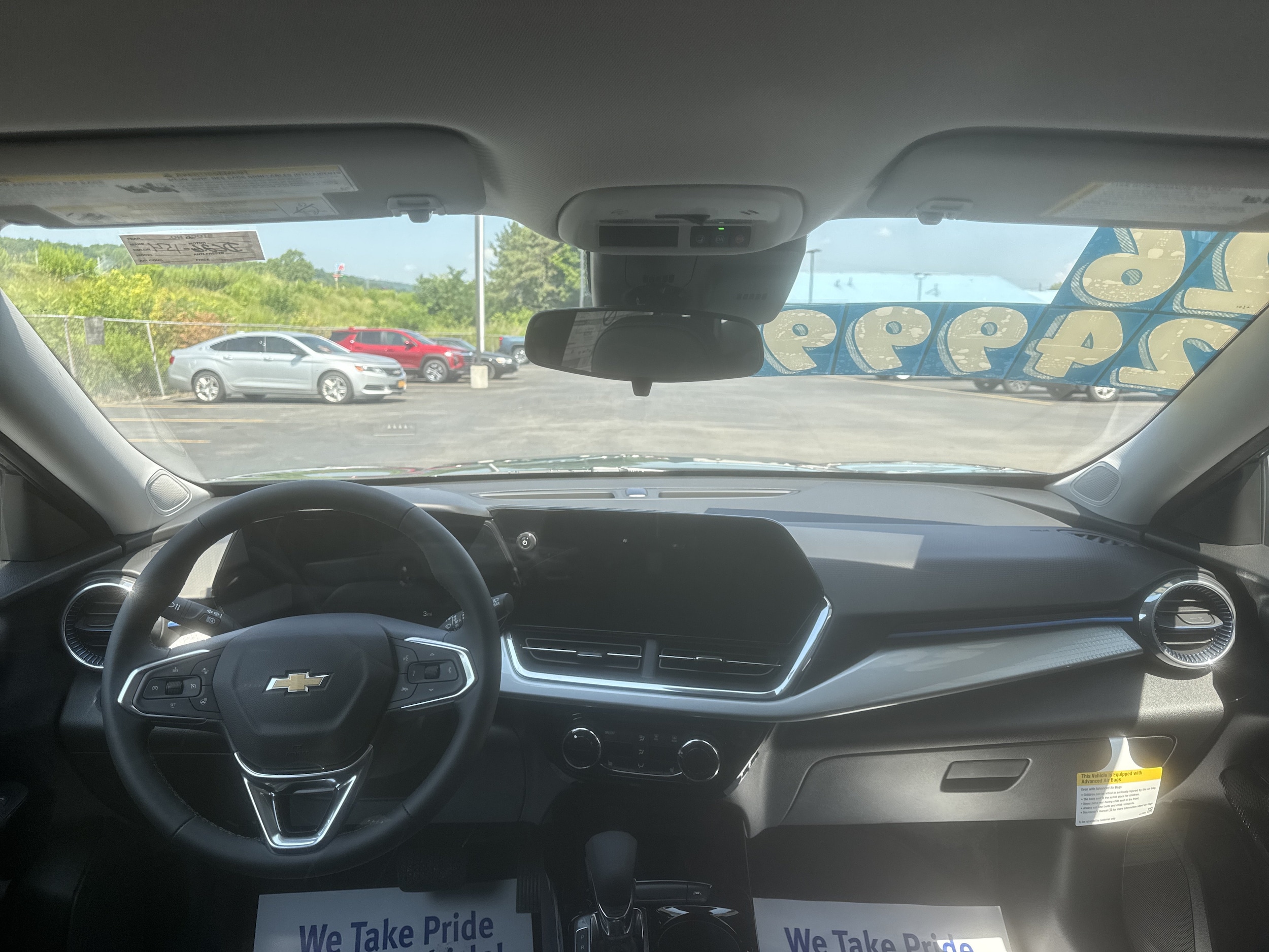 2026 Chevrolet Trax LT - Photo 8