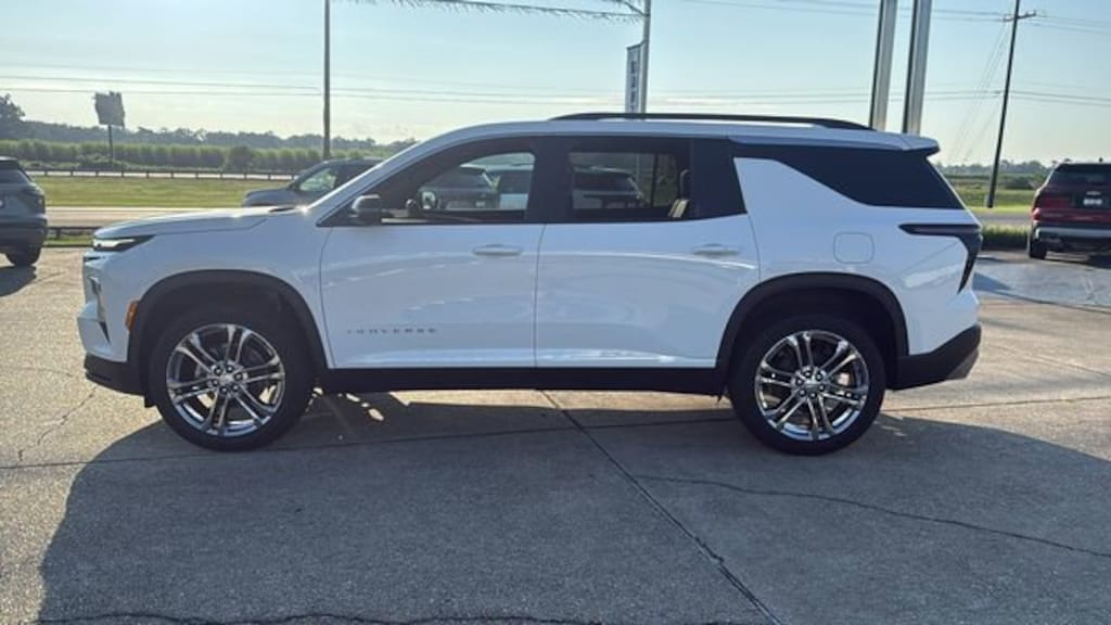 New 2026 Chevrolet Traverse LT SUV