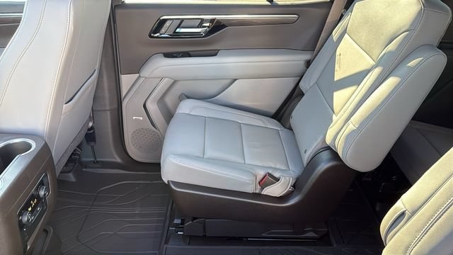 2026 Chevrolet Tahoe Z71 - Photo 14