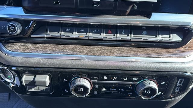 2026 Chevrolet Silverado 1500 LT - Photo 20