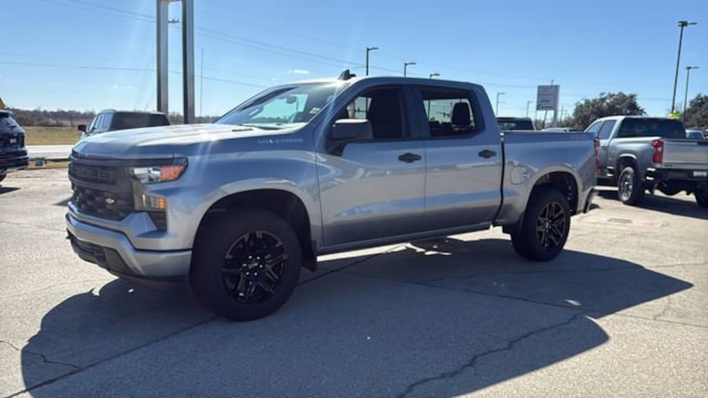 New 2026 Chevrolet Silverado 1500 Custom Truck