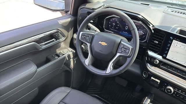 2026 Chevrolet Silverado 1500 LTZ - Photo 8