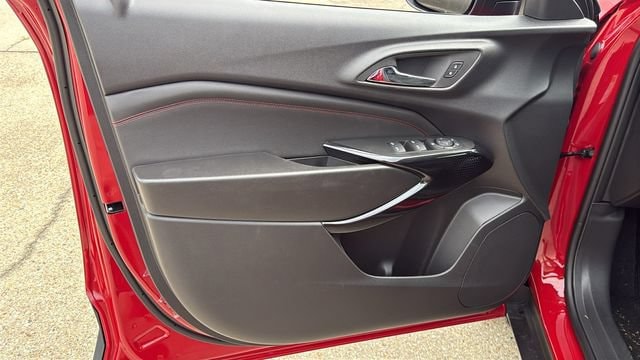 2026 Chevrolet Trax RS - Photo 12
