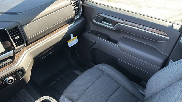 2026 Chevrolet Silverado 1500 LT - Photo 8