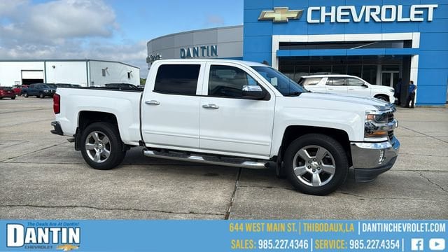 2018 Chevrolet Silverado 1500 LT Crew Cab Short Box's photo