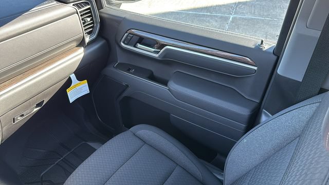2026 Chevrolet Silverado 1500 LT - Photo 9