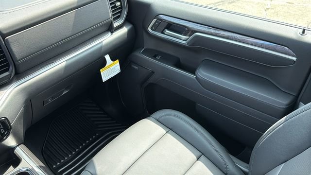 2026 Chevrolet Silverado 1500 LTZ - Photo 9