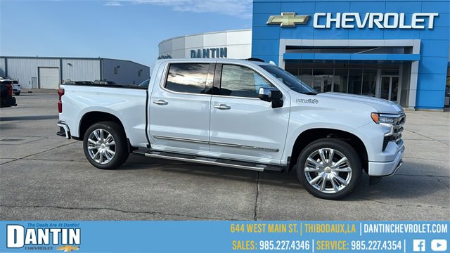 2026 Chevrolet Silverado 1500 High Country's photo