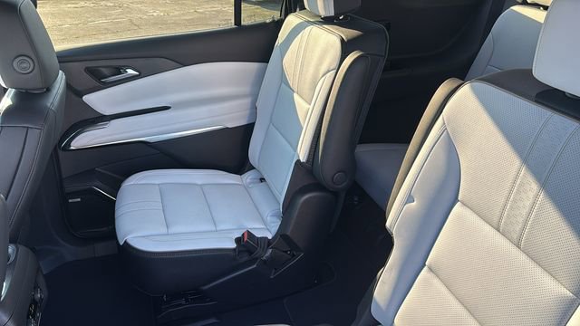 2026 Chevrolet Traverse High Country - Photo 12