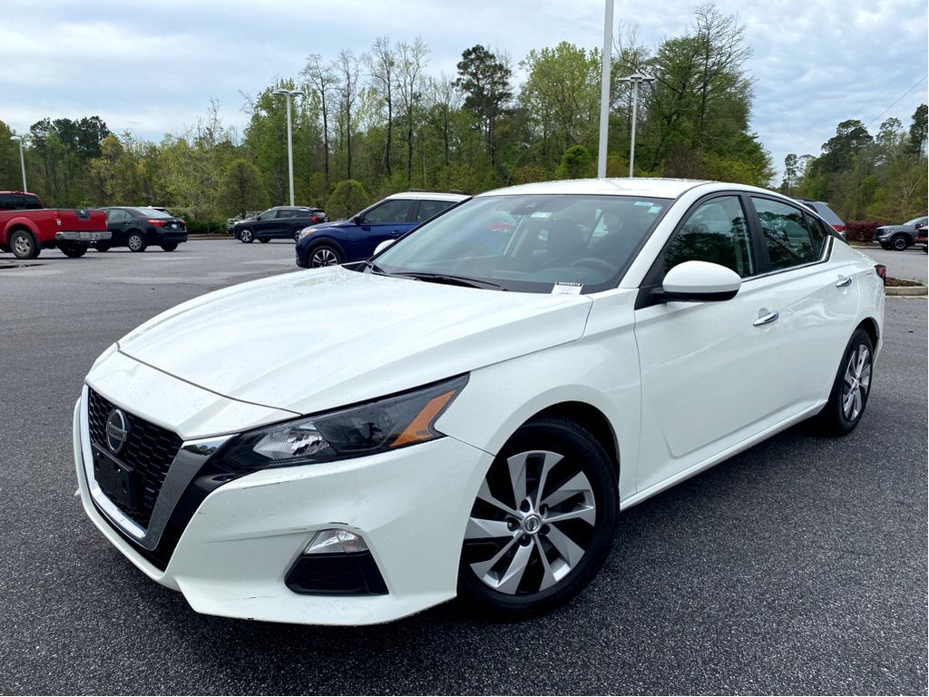 2022 Nissan Altima 2.5 S photo 3