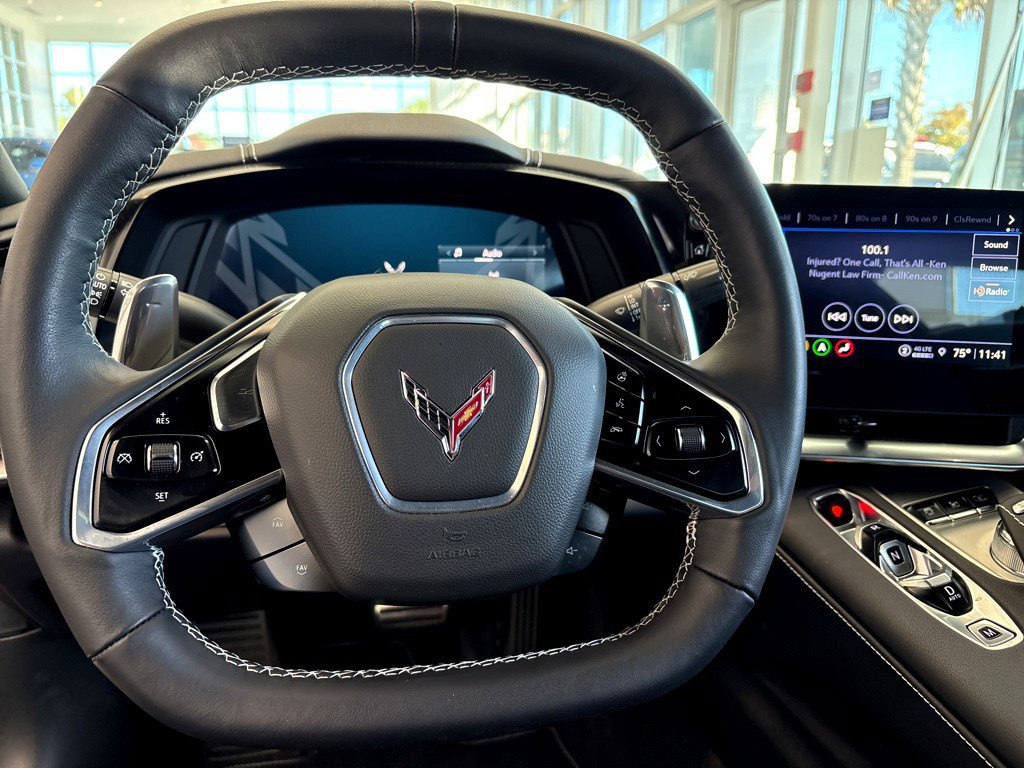 2023 Chevrolet Corvette Stingray 2LT photo 4