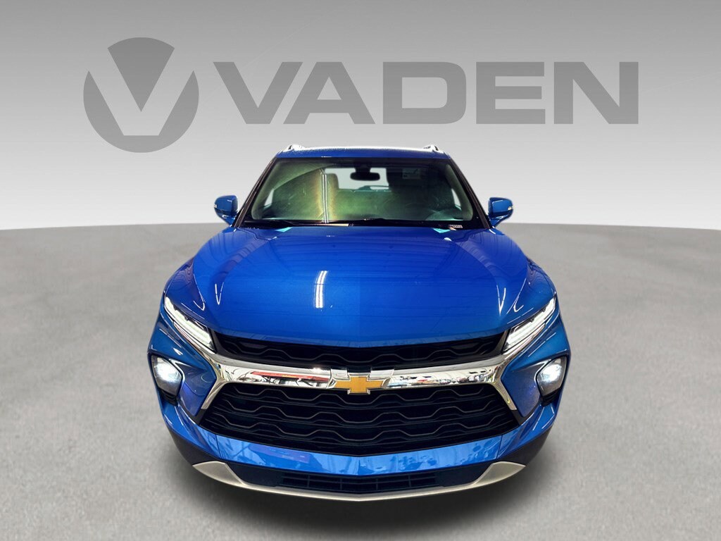 2024 Chevrolet Blazer 3LT photo 2