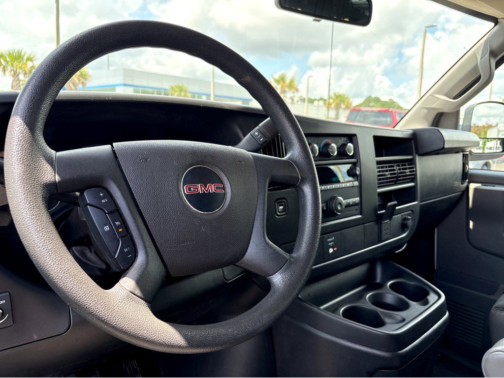 2023 Gmc Savana Cargo 2500 Base photo 4