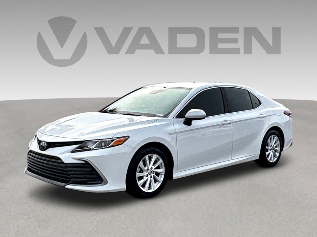 Used 2022 Toyota Camry LE Sedan