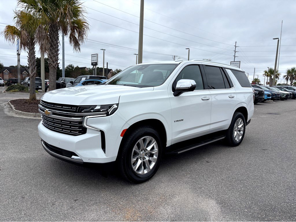 2023 Chevrolet Tahoe Premier photo 2