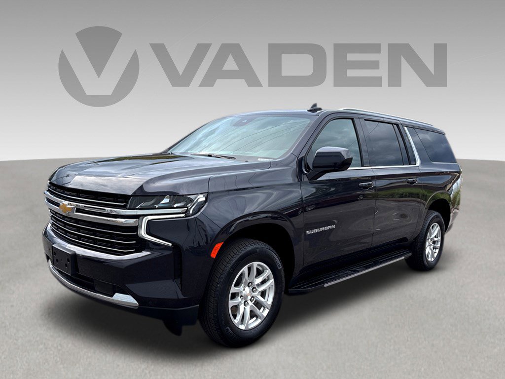 2024 Chevrolet Suburban LT photo 3