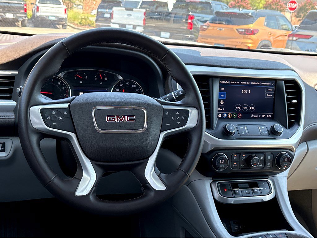 2023 Gmc Acadia SLT photo 4