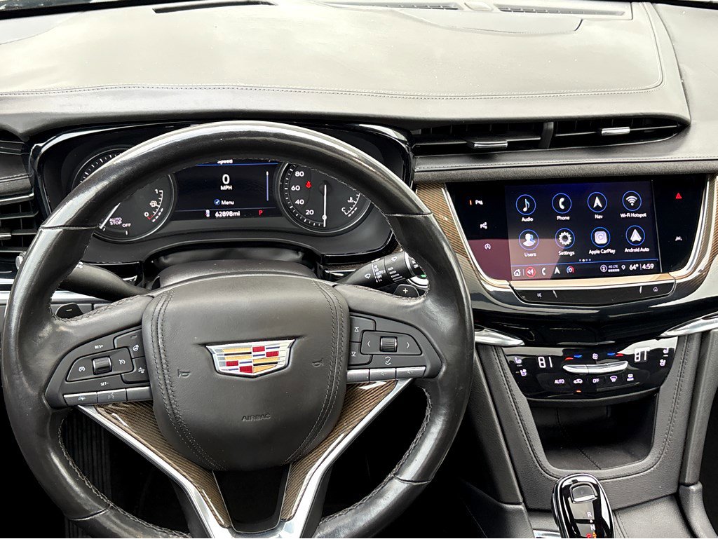 2022 Cadillac XT6 Premium Luxury photo 3