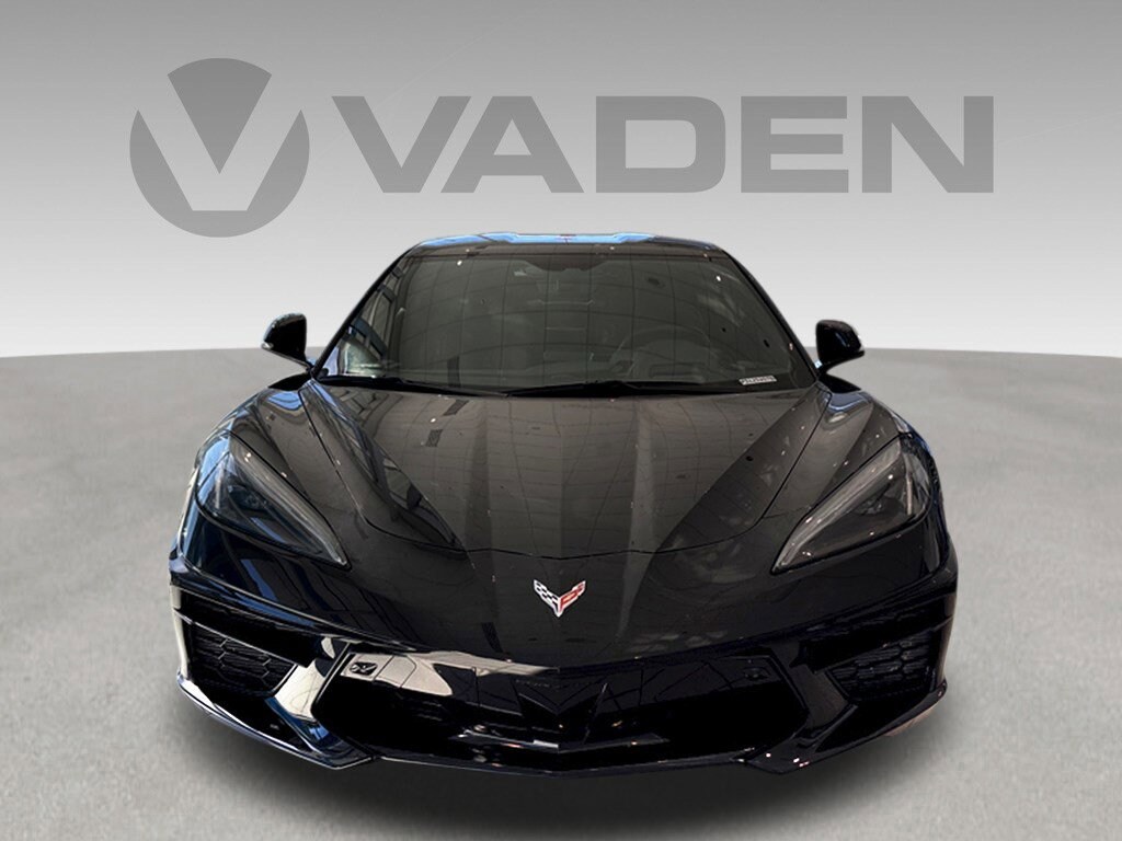 2023 Chevrolet Corvette Stingray 2LT photo 2