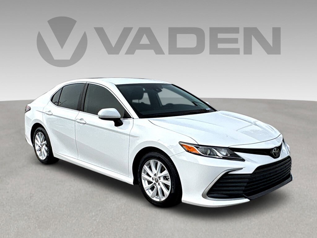 Used 2022 Toyota Camry LE Sedan