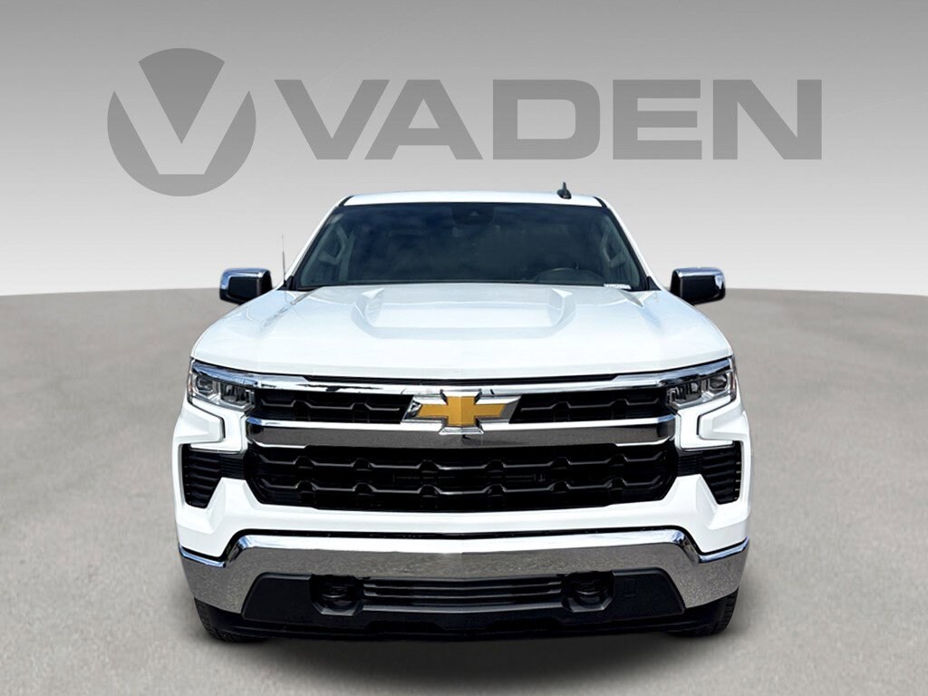 2023 Chevrolet Silverado 1500 LT photo 2
