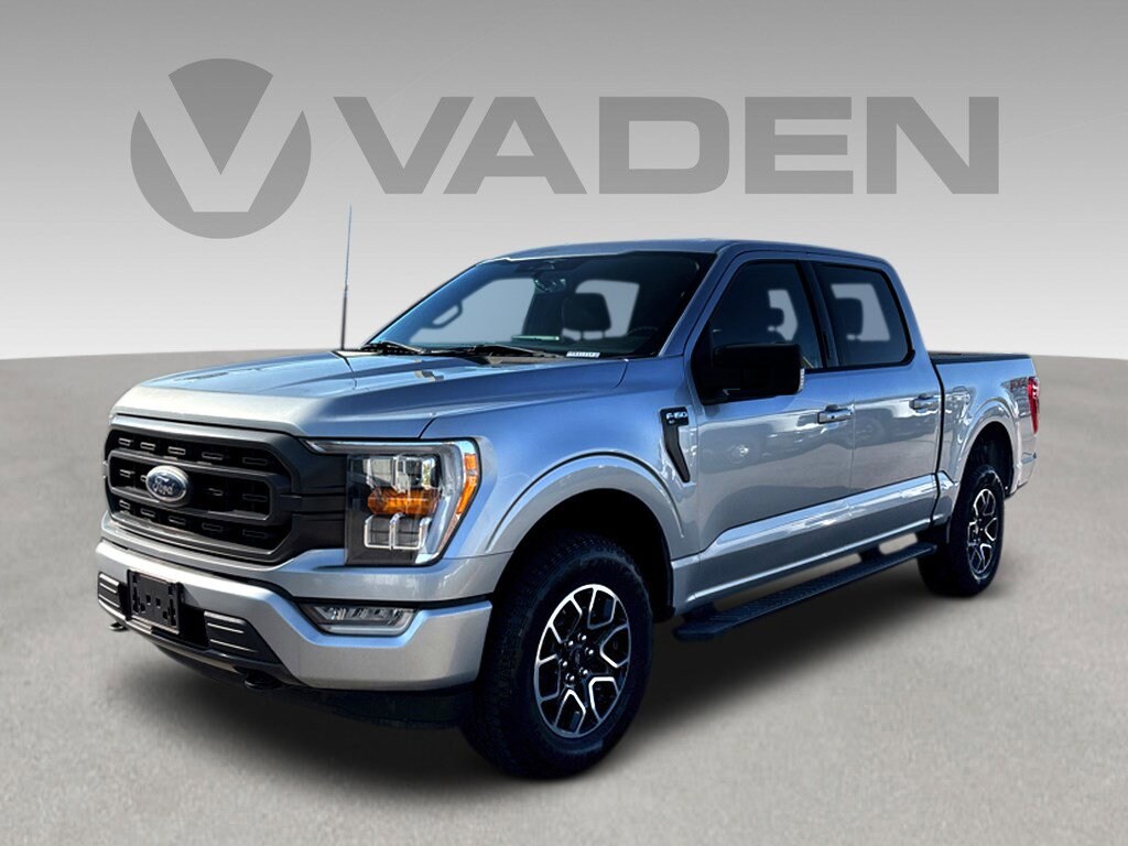 2023 Ford F-150 XLT photo 3