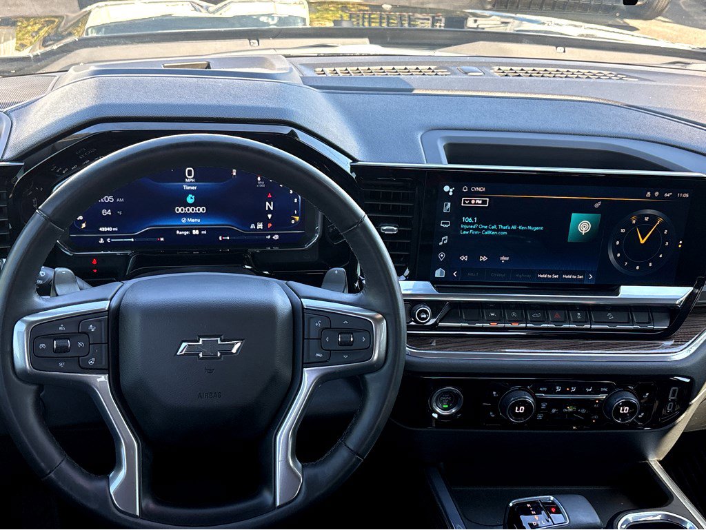 2023 Chevrolet Silverado 1500 RST photo 4