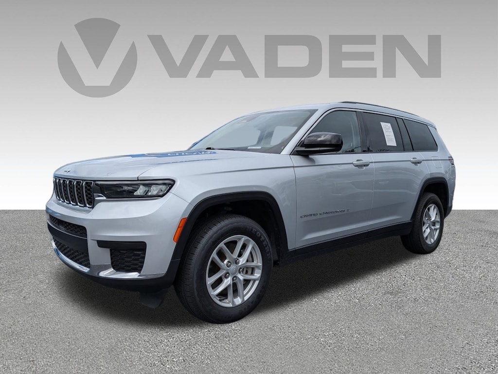 Used 2023 Jeep Grand Cherokee L L Laredo SUV