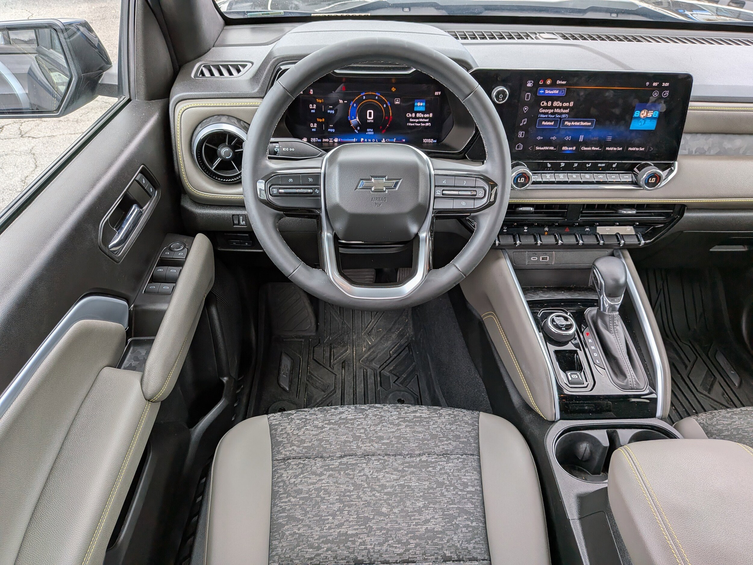 2024 Chevrolet Colorado ZR2 photo 2