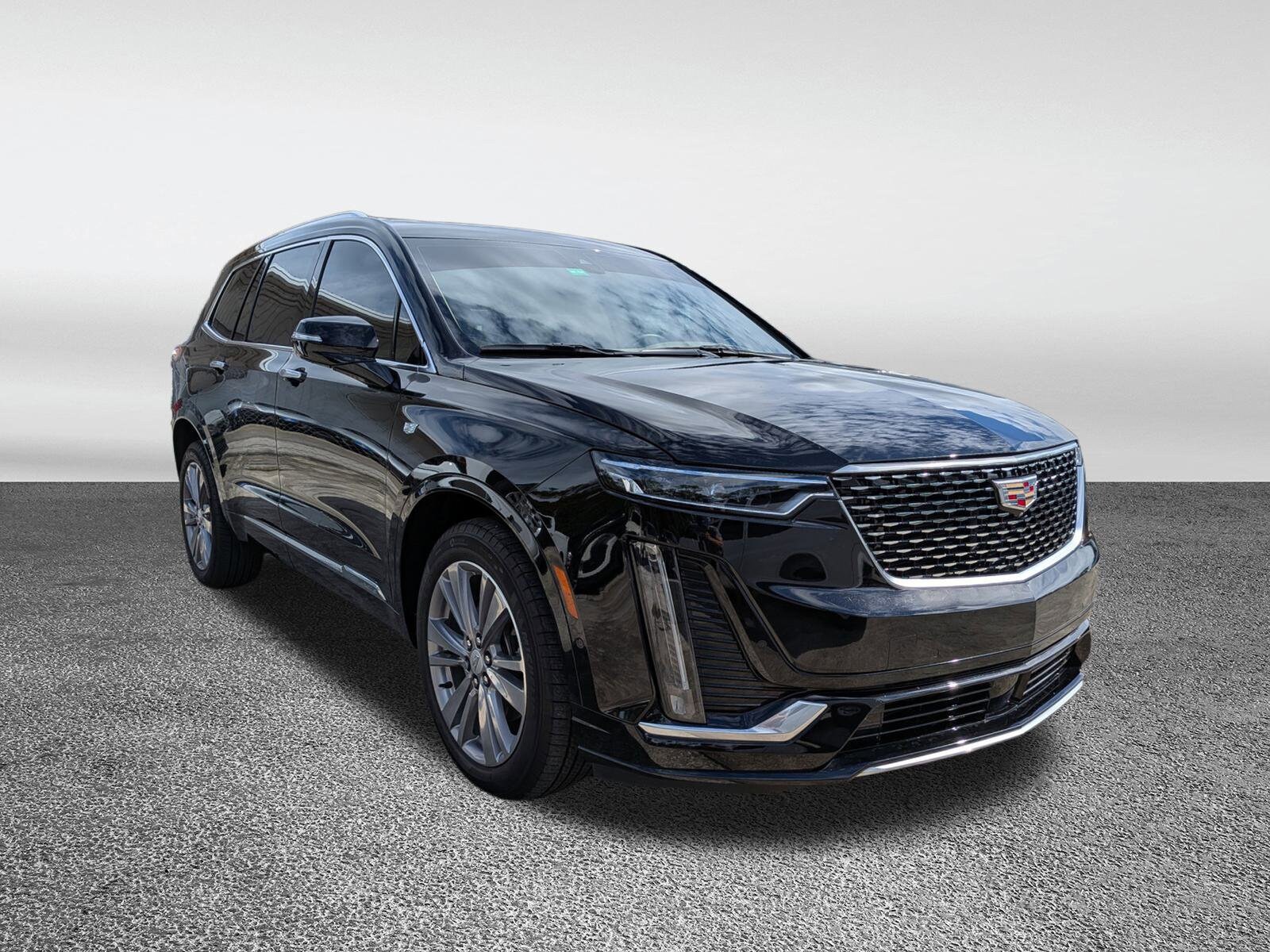 2024 Cadillac XT6 Premium Luxury photo 2