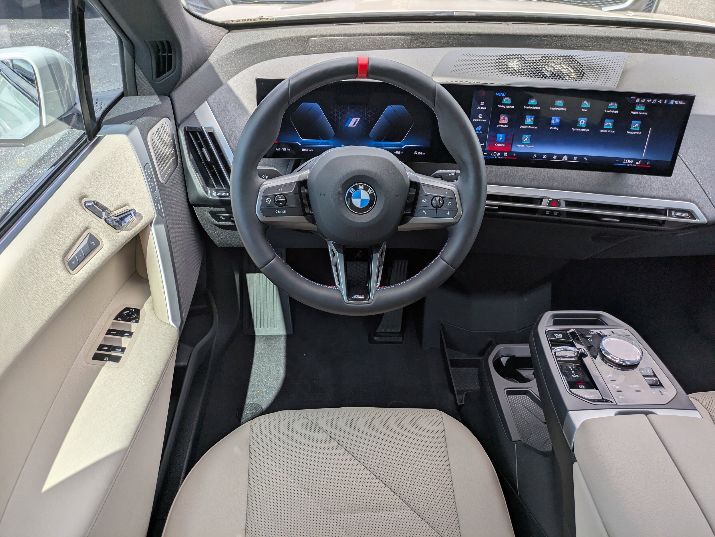 2025 Bmw iX photo 4