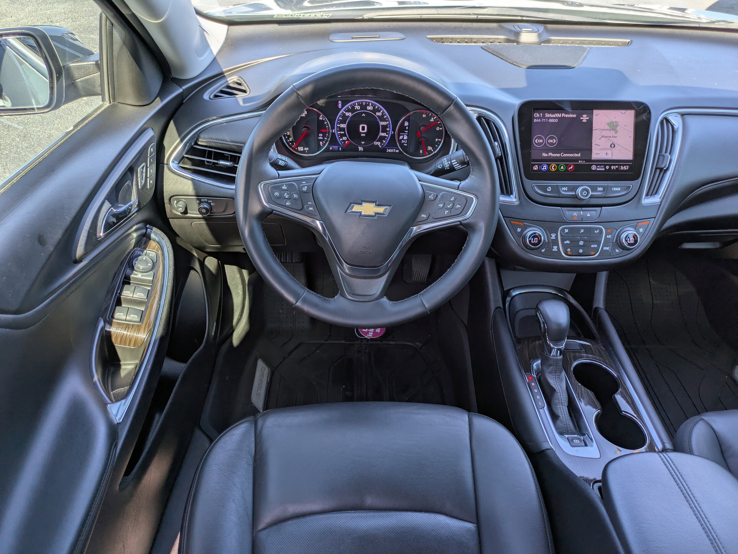2023 Chevrolet Malibu 2LT photo 4
