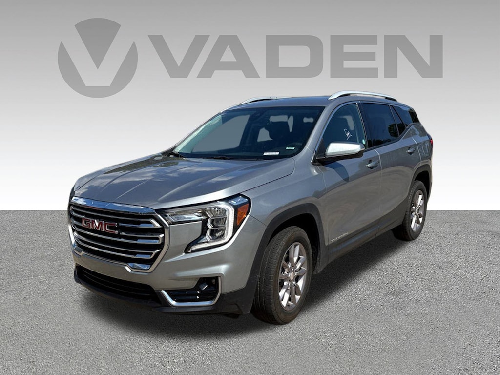 Used 2024 GMC Terrain SLT SUV