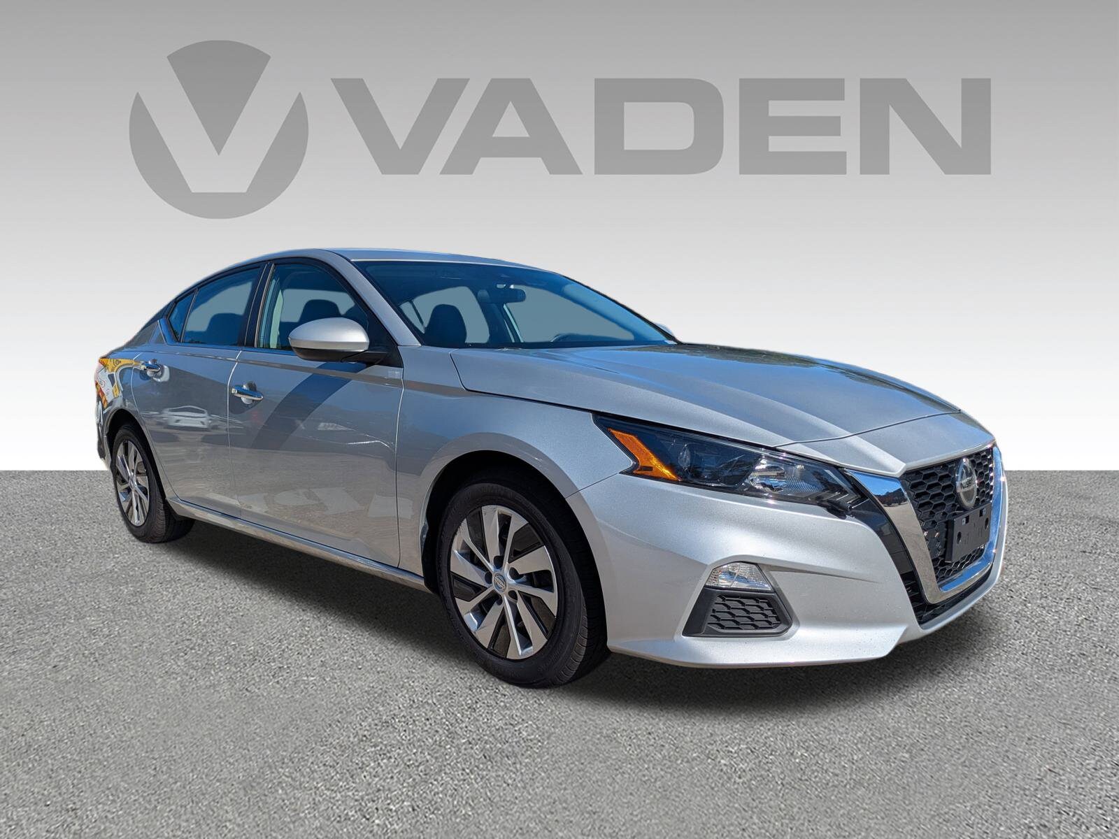 2022 Nissan Altima 2.5 S photo 2